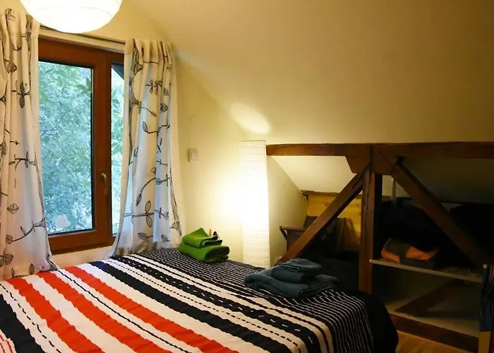 Anna's Downtown Loft Apartment