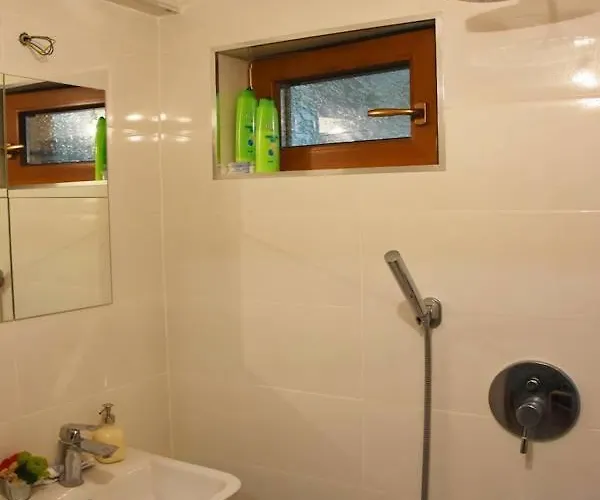 Anna's Downtown Loft